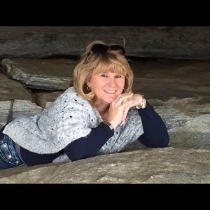 Meet your Posher, Shelly